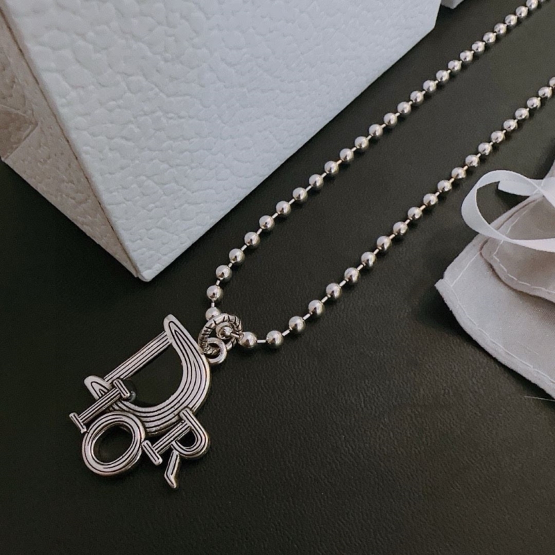 chr1st1an D10r necklaces